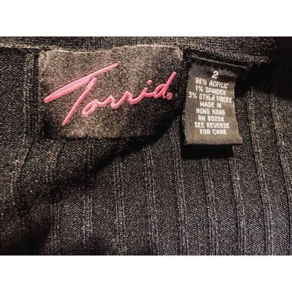 Torrid Vintage - Picture 3 of 10